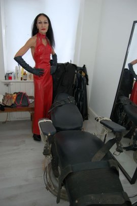 londonmistress0074