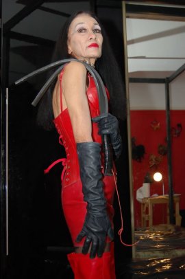 londonmistress0106